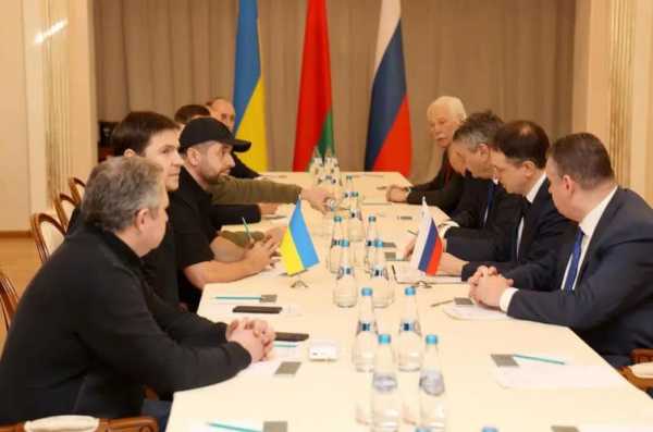 知情人士称美欧官员正与乌克兰讨论如何与俄罗斯进行和平谈判